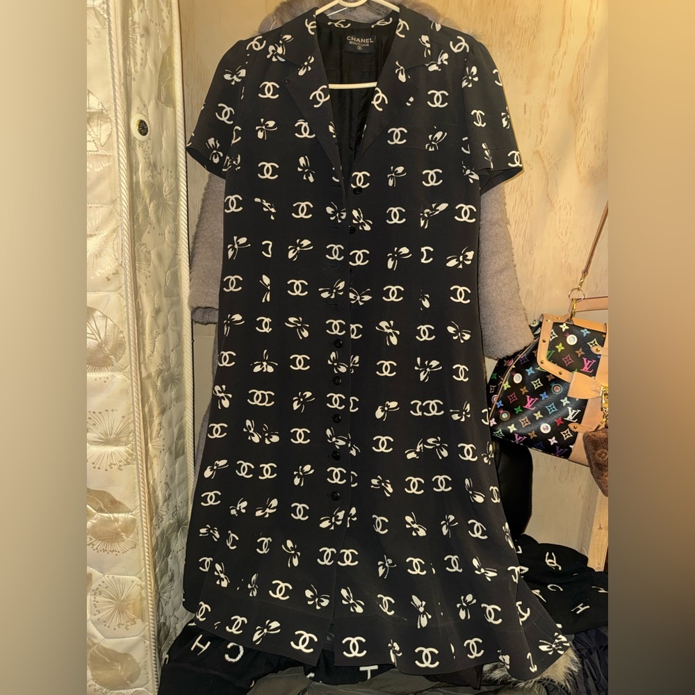 CHANEL Black and White butterfly cc logo dress from 1997’ - Picture 7 of 14